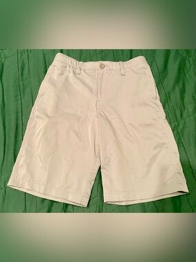 Under Armour Men's Cream Flat Front Shorts